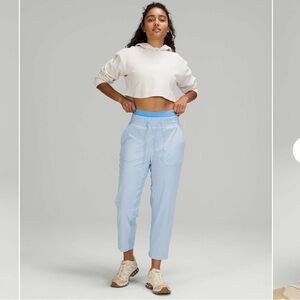 Lululemon Beyond the Studio 25” 
Blue Linen